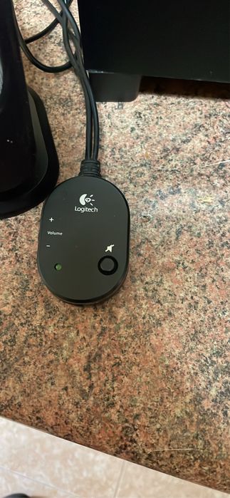 Coluna da logitech para pc
