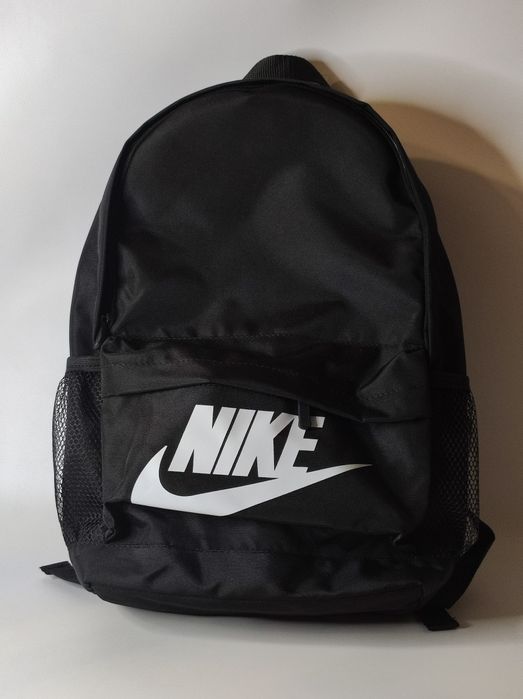 Черный Вместительный Рюкзак