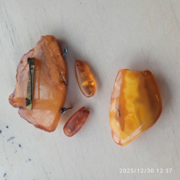 Продам бижутерию .серебро