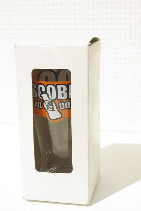 Copo do refrigerante B! Descobre o lado B da vida.