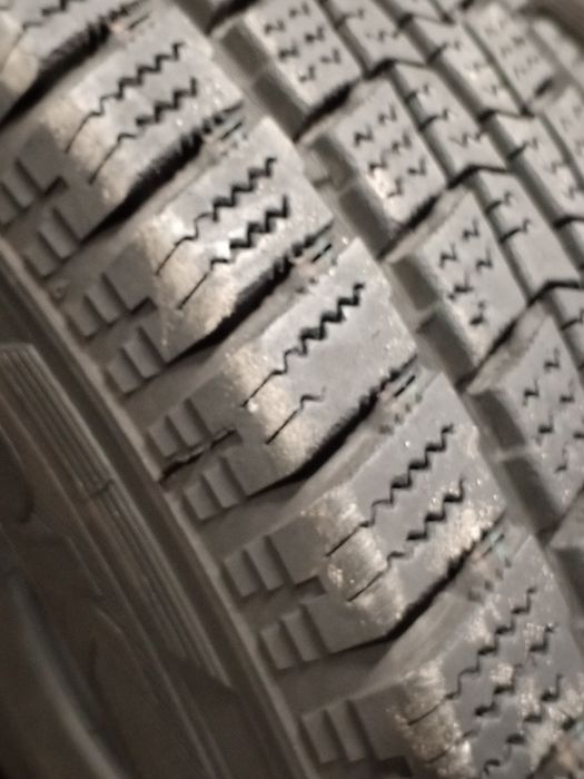 Hankook RW-06 195/70 R15C 104/102S склад шин Б/В ЗИМА