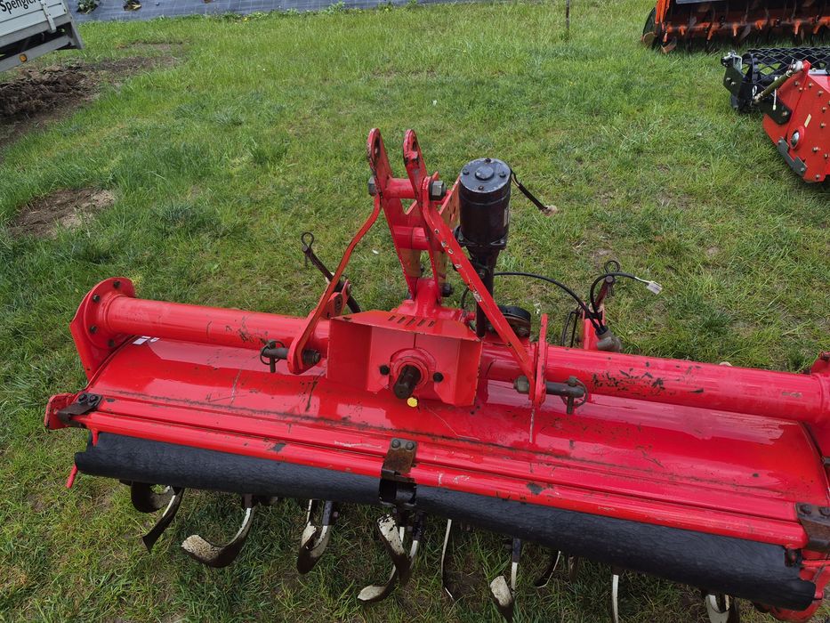 Glebogryzarka Yanmar