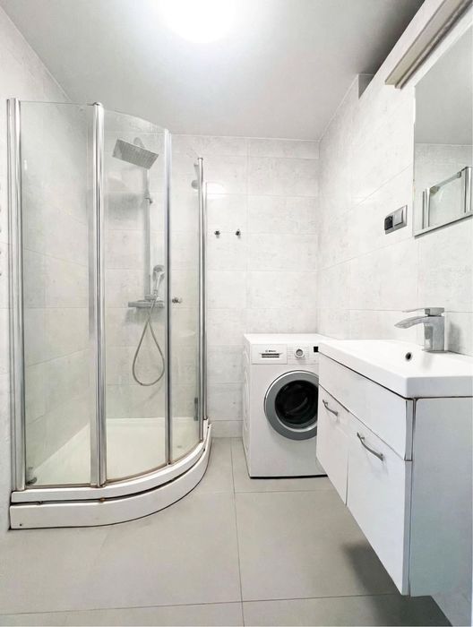 Na sprzedaż 3 pokojowe mieszkanie w Świdniku. 65.40 m2