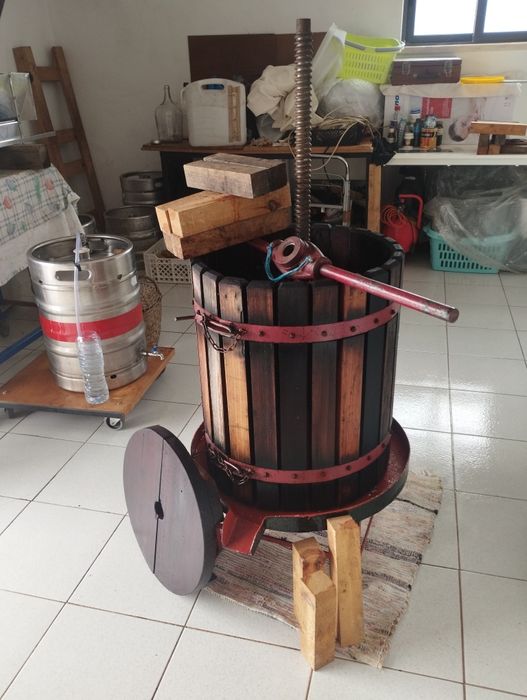 Prensa Manual de cunha com acessórios completa