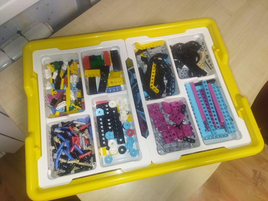 Lego Education Prime (базовий+ресурсний)45678+45680