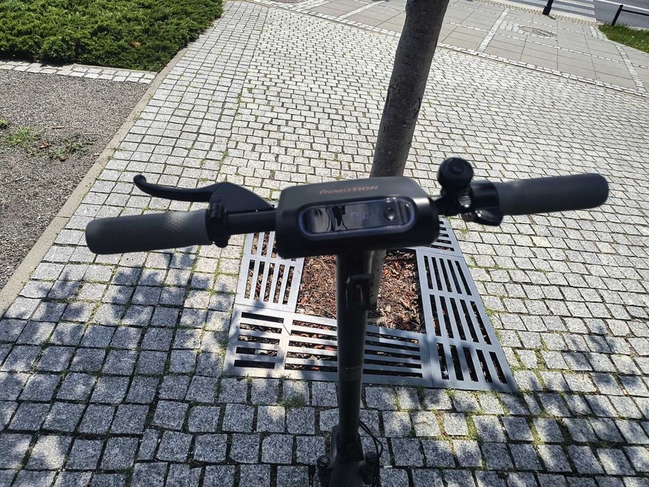 Inmotion L9 | Zasięg do 95 km | Amortyzacja