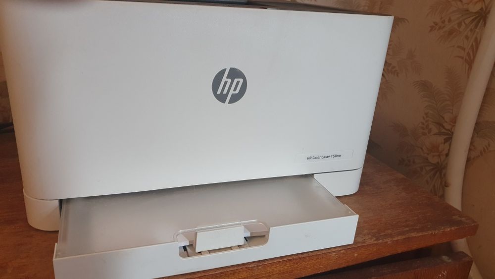 Принтер HP Color Laser 150nw