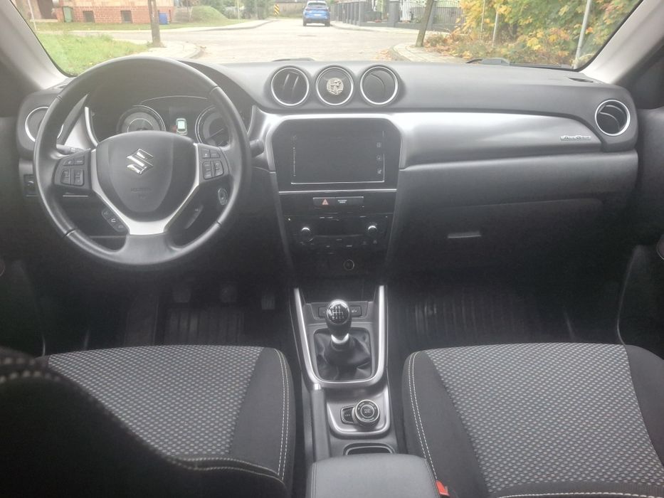 Suzuki Vitara Hybryda