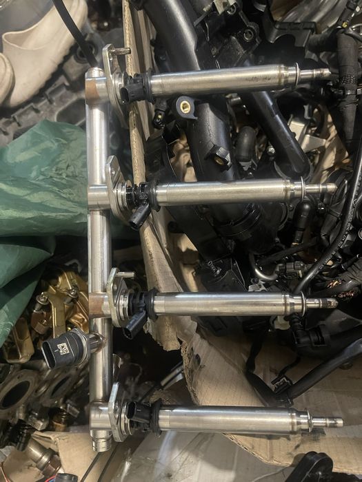 Трубки Mercedes M274 2.0 двигун мотор  C w205 w212 x253 бензин патрубок  запчастини  Мерседес бенц шланг колектор  C class E class GLC coupe