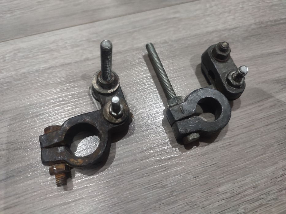 Клеми акумулятора свинцеві 12-24V