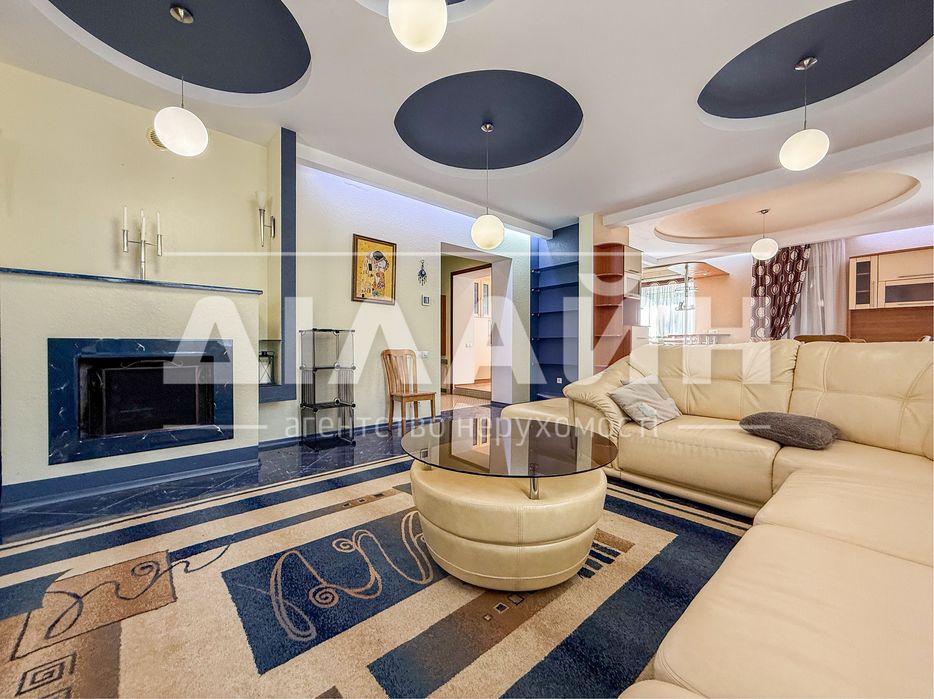 ТОП будинок на Дніпрі 250 м2 , 3 спальні