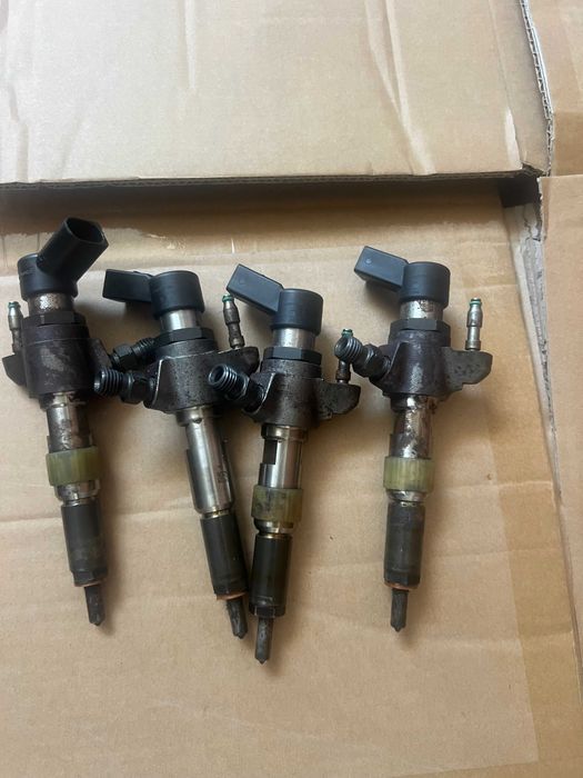 Injetor Peugeot 208 /308 /3008/ 2008 citroen ford focus 1.6 hdi