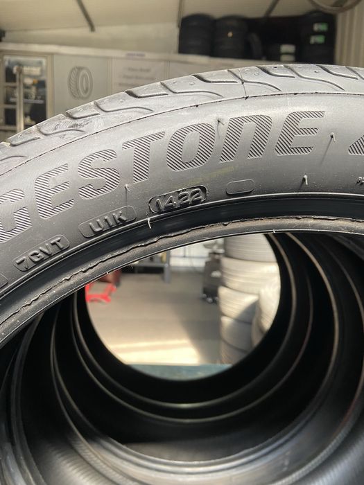 Pneus 195 / 50 R 20 175 / 55 R 20 Brigestone