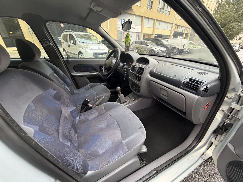 Renault clio 1.2cc ano 99
