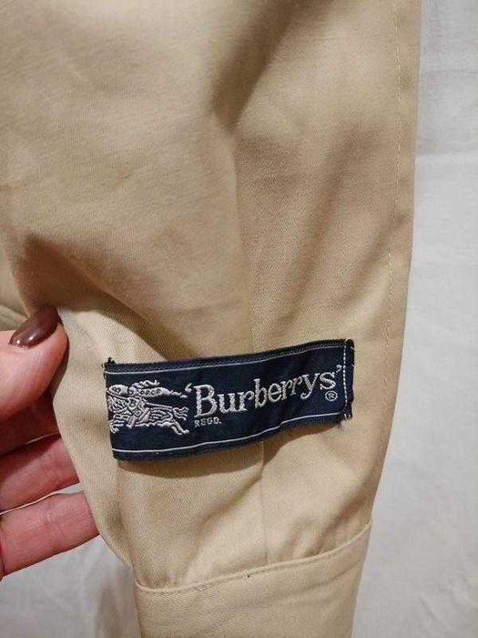 Куртка бомбер на блискавці від Burberry( оригинал) розмір S