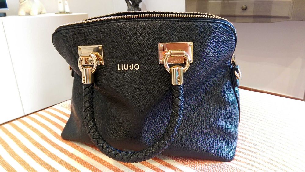 Mala senhora  Liu.Jo como nova