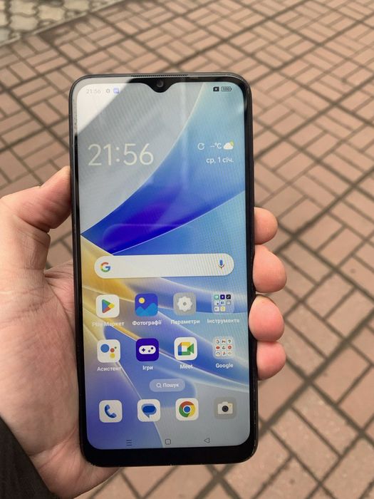 Смартфон Oppo A17
