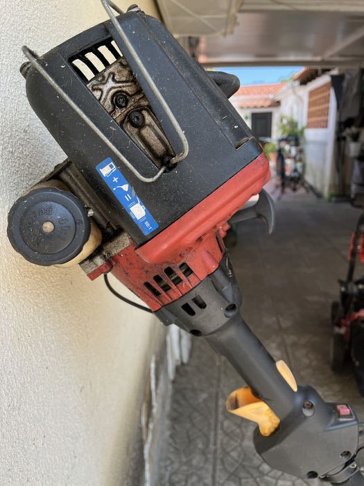 Roçadora jardim a gasolina