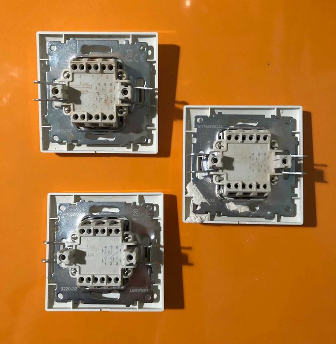 3 Comutador de escada LEXMAN LIKA BRANCO