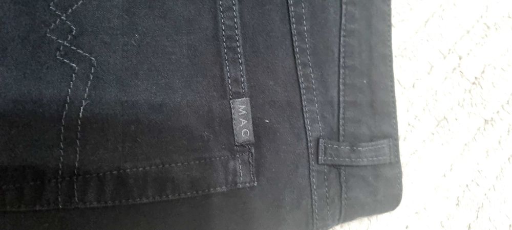 Spodnie jeansowe czarne Mac