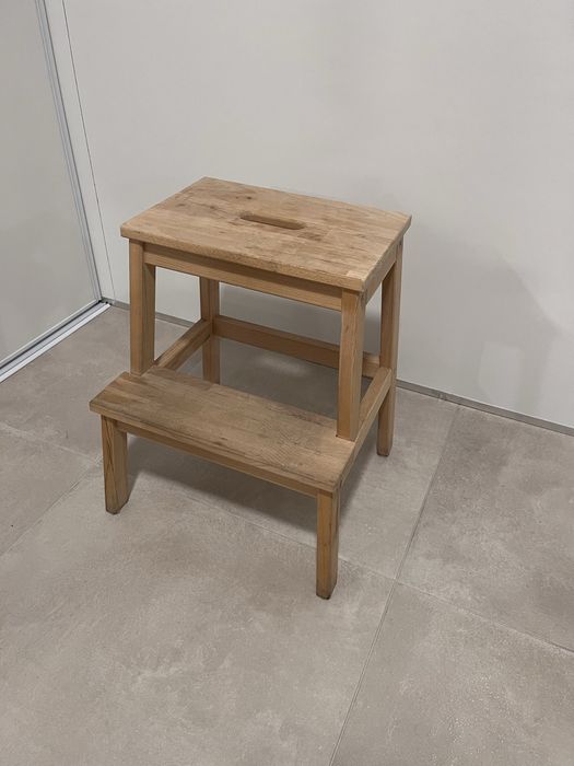 Banco escadore com 2 degraus IKEA BEKVÄM