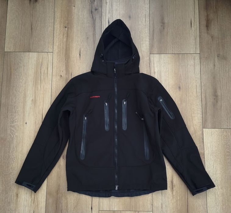 Mammut męska czarna kurtka typu Softshell w rozmiarze S