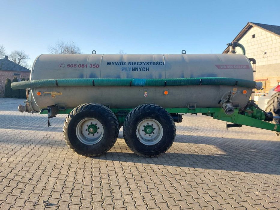 Wóz asenizacyjny beczka