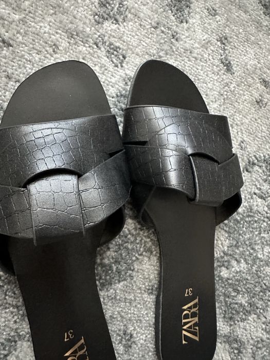 Шльопки літні Zara