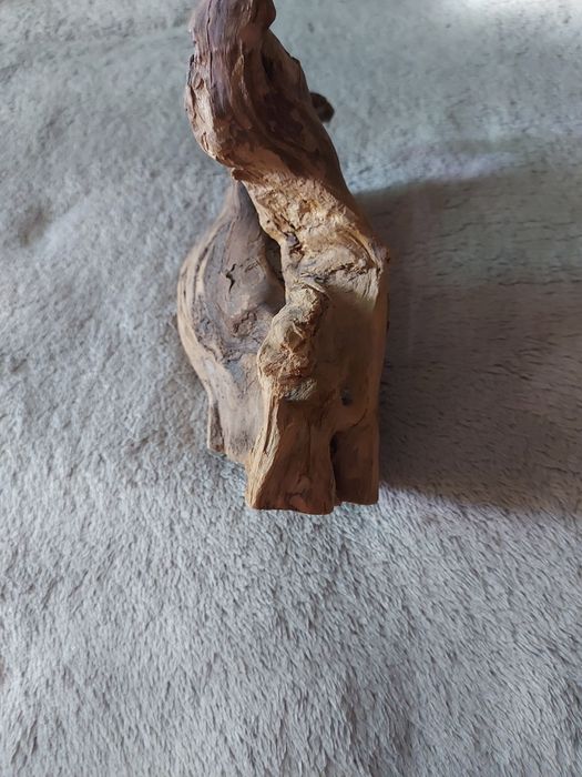 Все для аквариума, коряги ,грунт.