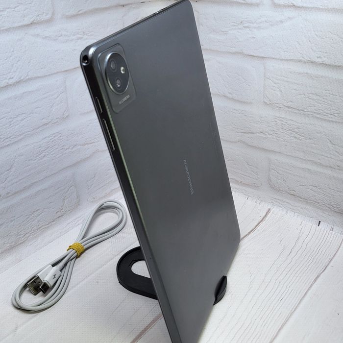 Продам планшет  Blackview TAB 7 WiFi 3/64Gb в гарному стані