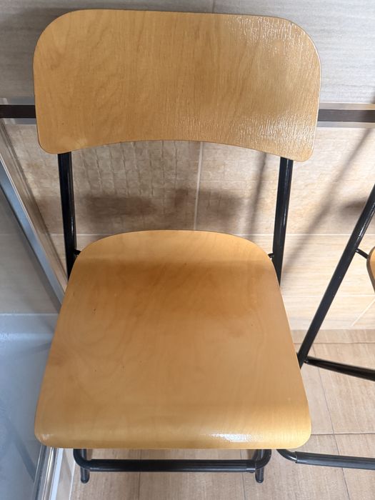 Krzesla barowe hokery taborety drewniane