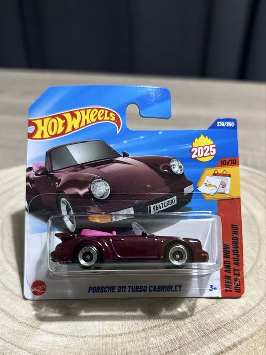 Miniatura Hot Wheels Porsche 911 Turbo Cabriolet
