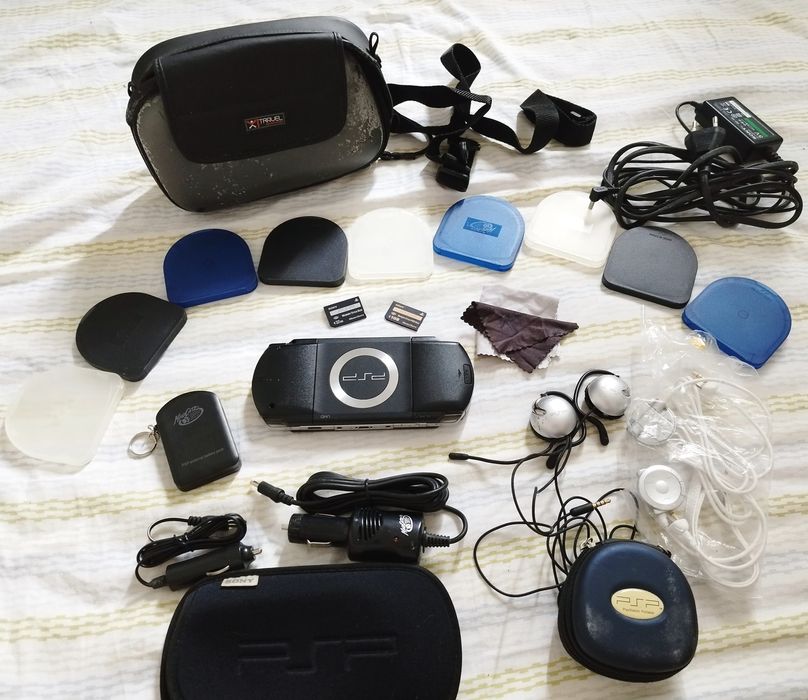 PSP + Jogos + extras