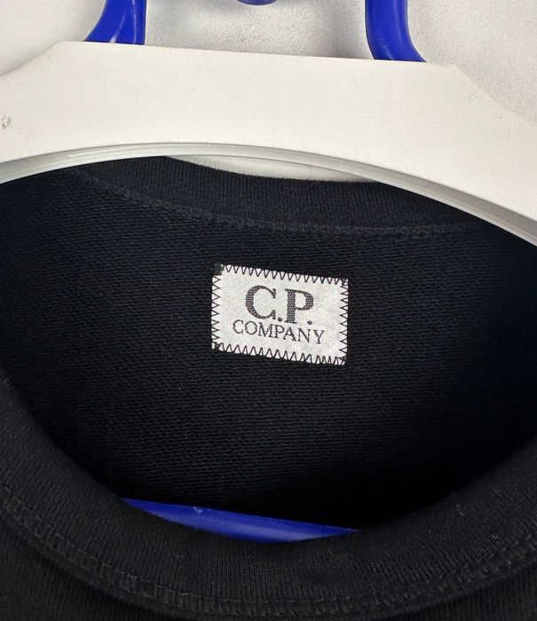 Bluza męska C.P Company czarna casual ze szkiełkiem crewneck r. M