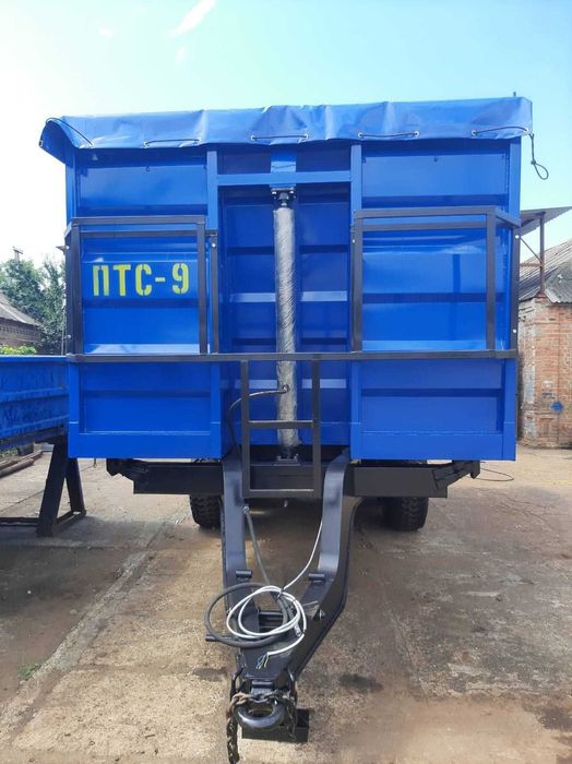 Причеп- зерновоз тракторний