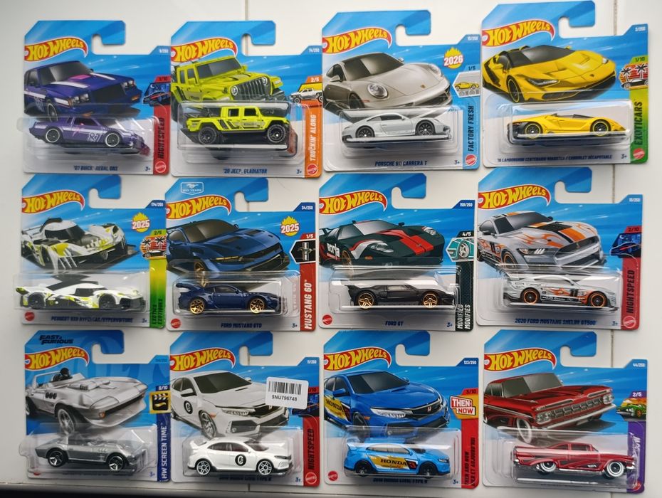 Hot wheels Ferrari F40, BMW,Porsche новые в упаковке