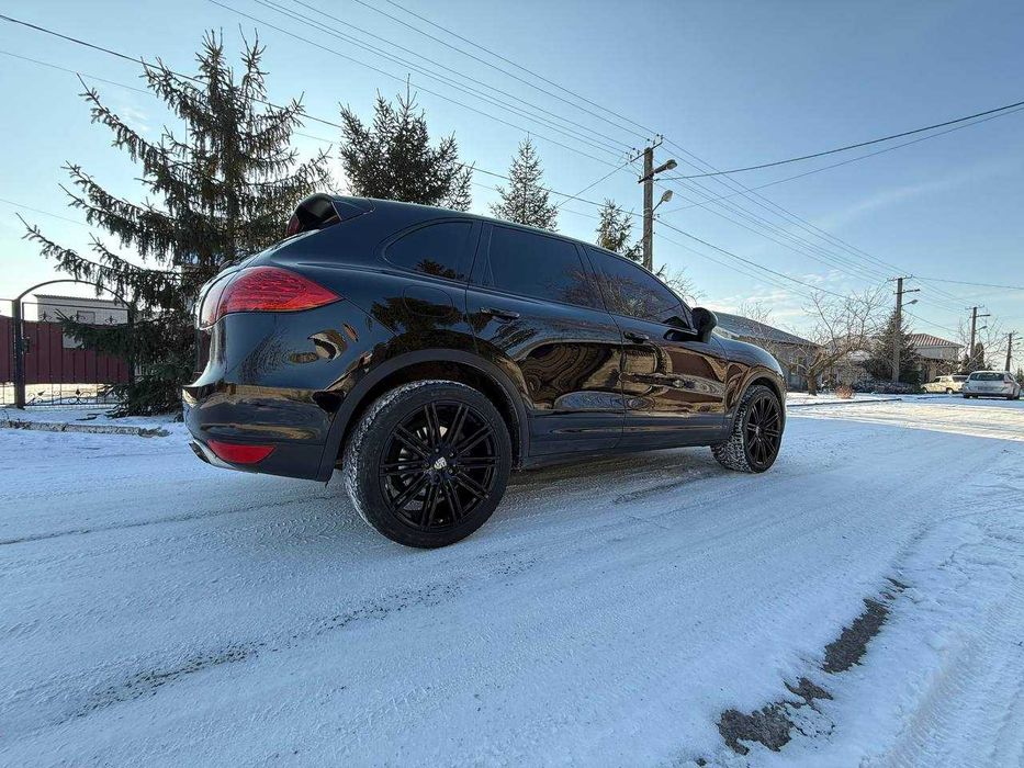 Porsche Cayenne 2012 3.6бензин