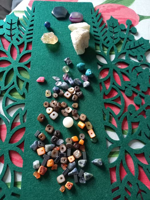 Kamienie szlachetne materiały