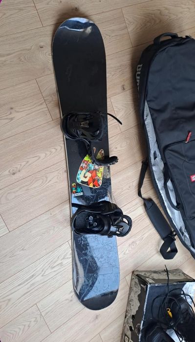 Profesjonalny Zestaw Snowboardowy: Deska Burton G-Twin 46 + Wiązania +
