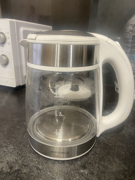 Чайник електричний Elenberg