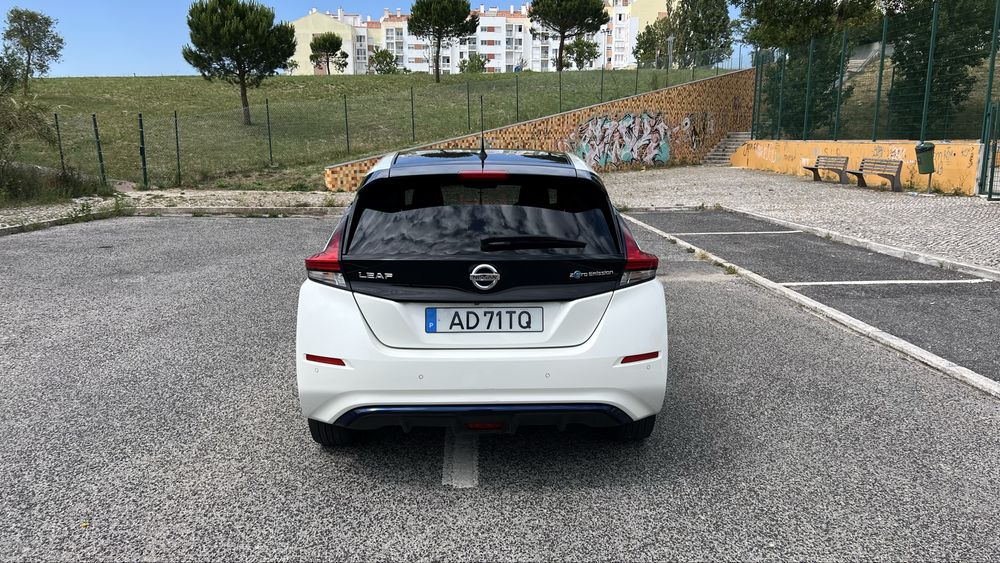 Nissan leaf TEKNA