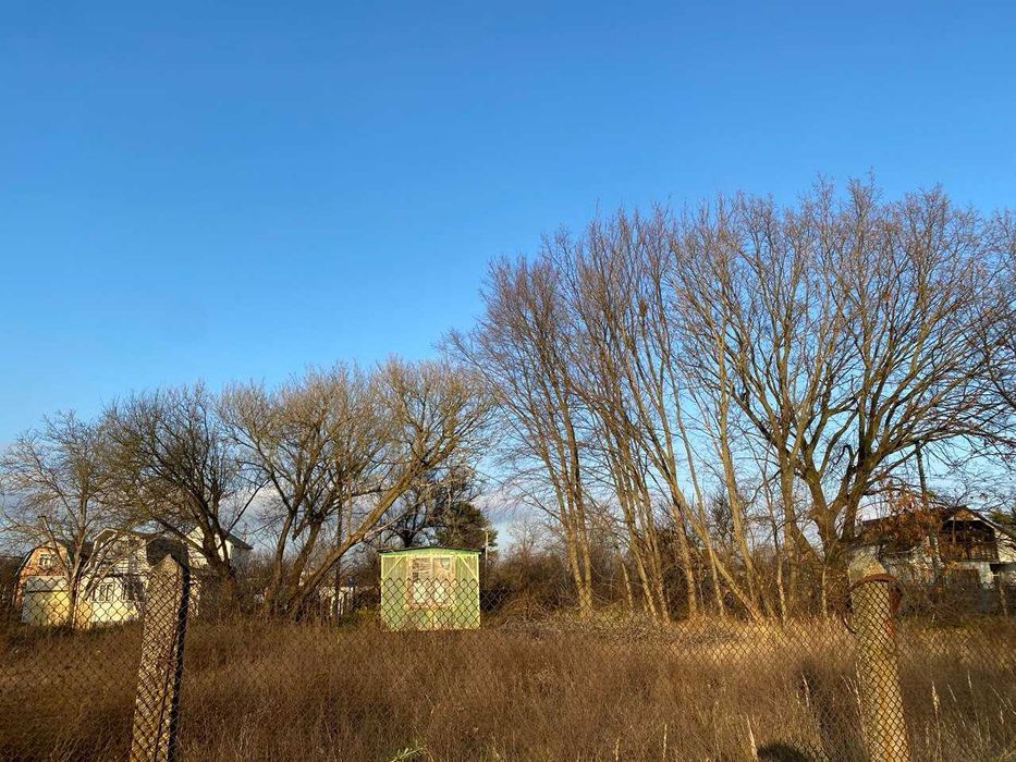 Продаж ділянки та будиночок  біля Дніпра та лісу , тініхаус, туризм