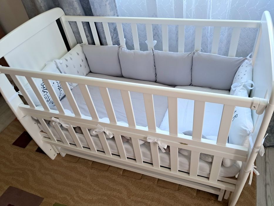 Дитяче ліжечко умка