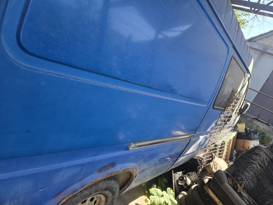 продам буса Ford