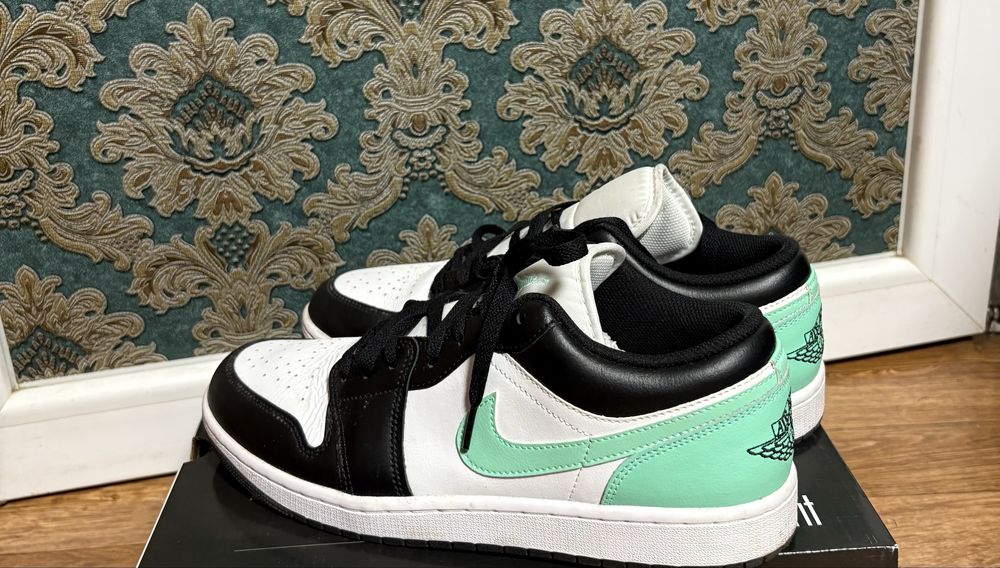 Снікерси Nike Jordan 1 Low