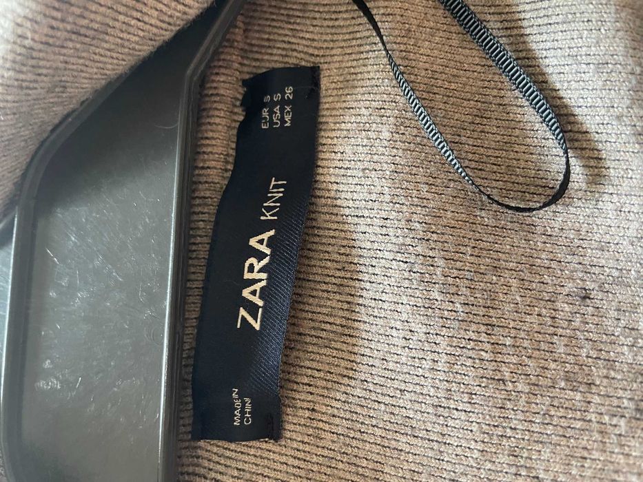 casaco beje e preto comprido malha zara tamanho m