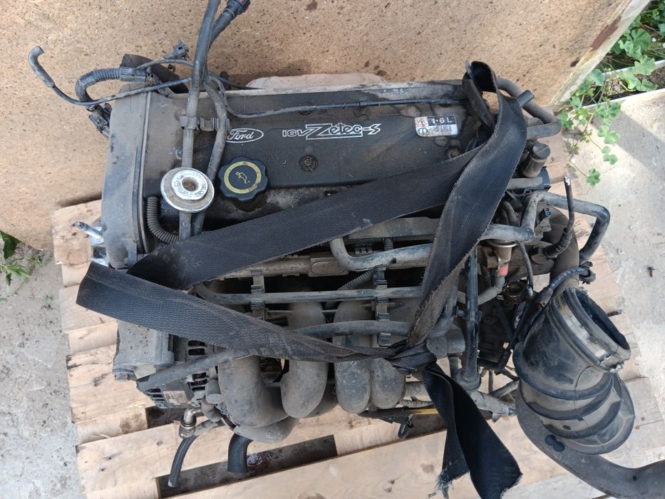 Ford Focus I mk1 1.6 16v zetec silnik kompletny z osprzętem FYDA
