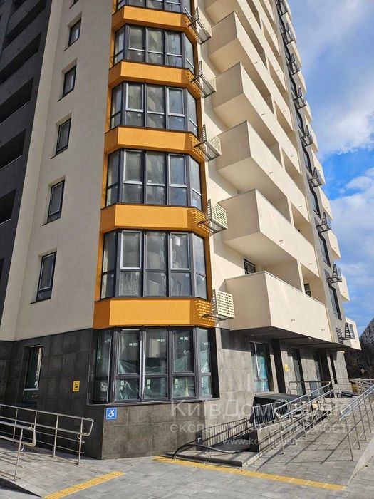 Продаж смарт-квартири ЖК Райдужний Кибальчича 1