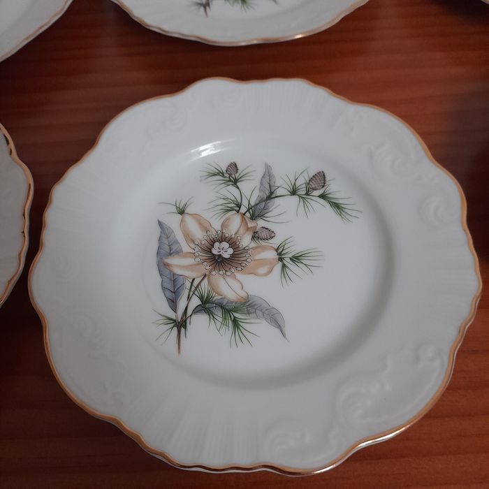 Pratos sobremesa  vista alegre