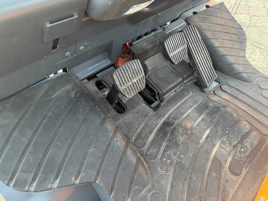 Навантажувач вилковий Nissan-Unicarriers FD15,вилочный погрузчик